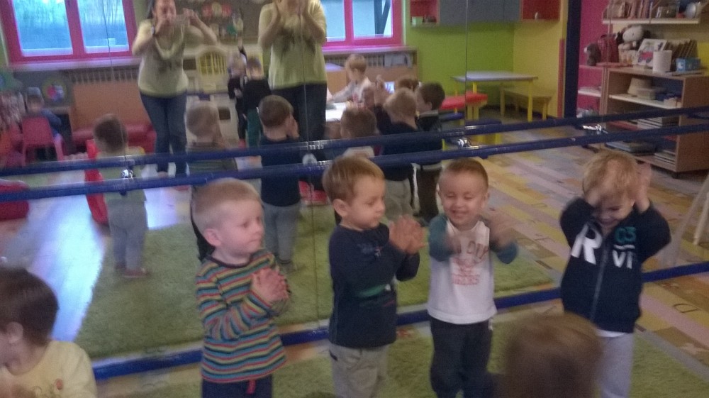 AKTIVNOSTI I IGRE U FUNKCIJI RAZVOJA GOVORA KOD DJETETA U TREĆOJ GODINI ŽIVOTA