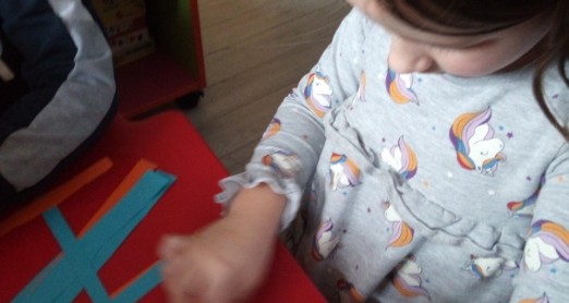 IZRADA UKRASA UZ ZABAVU 