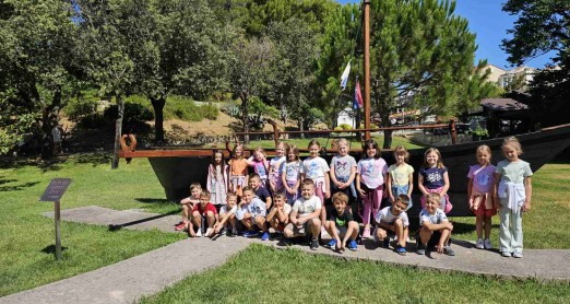 ORGANIZIRAN PROGRAM LJETOVANJA NA RABU